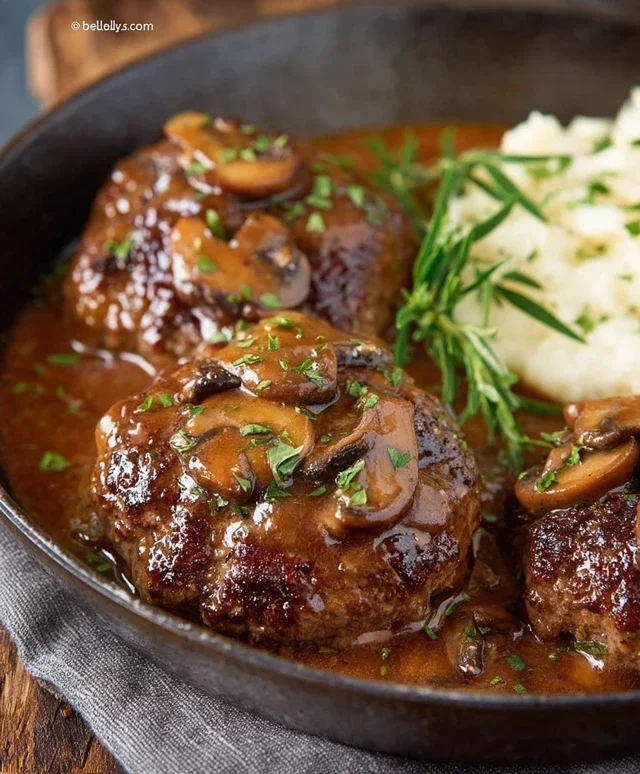 Easy Homemade Salisbury Steak
